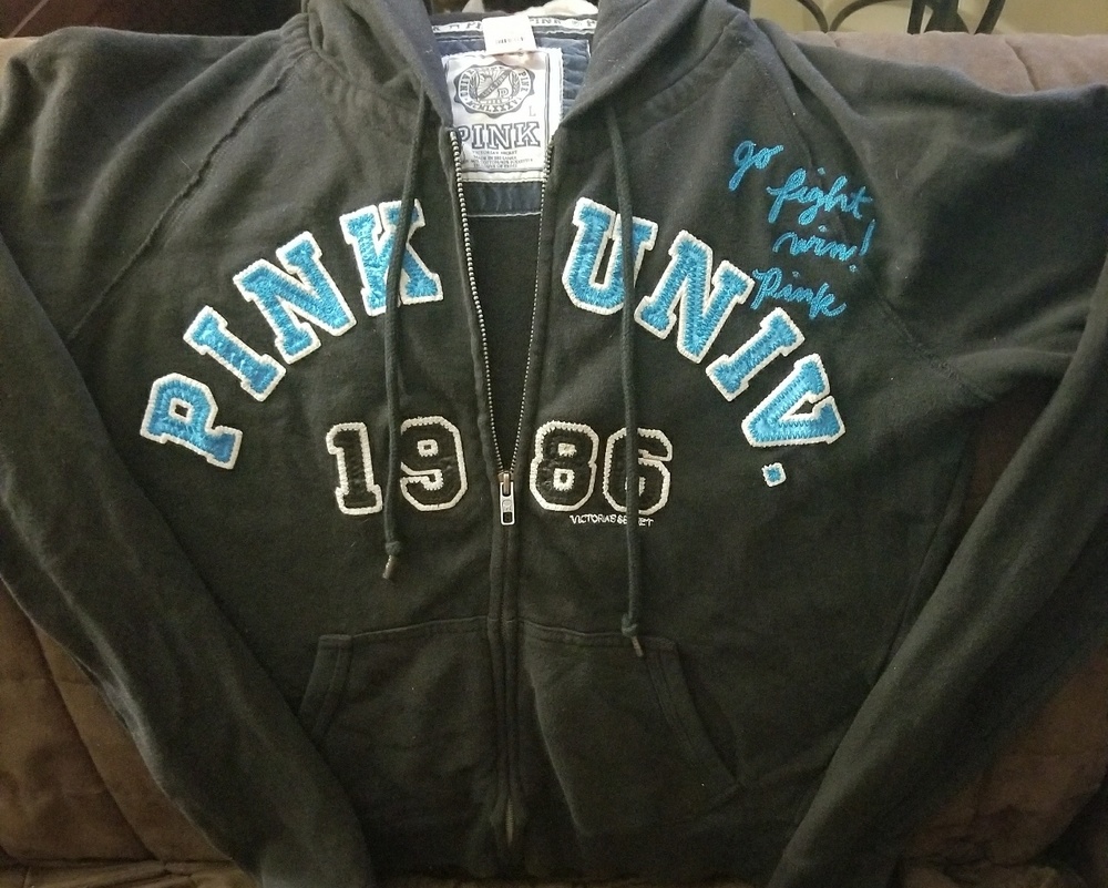 PINK NWT zip hoodie with pockets!